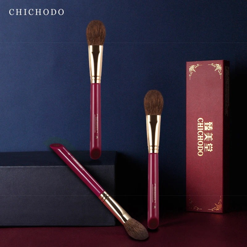 Chichodo-メイクブラシ,豪華な赤いローズシリーズ,高品質,光沢のある色,化粧品ツール,美容ペン