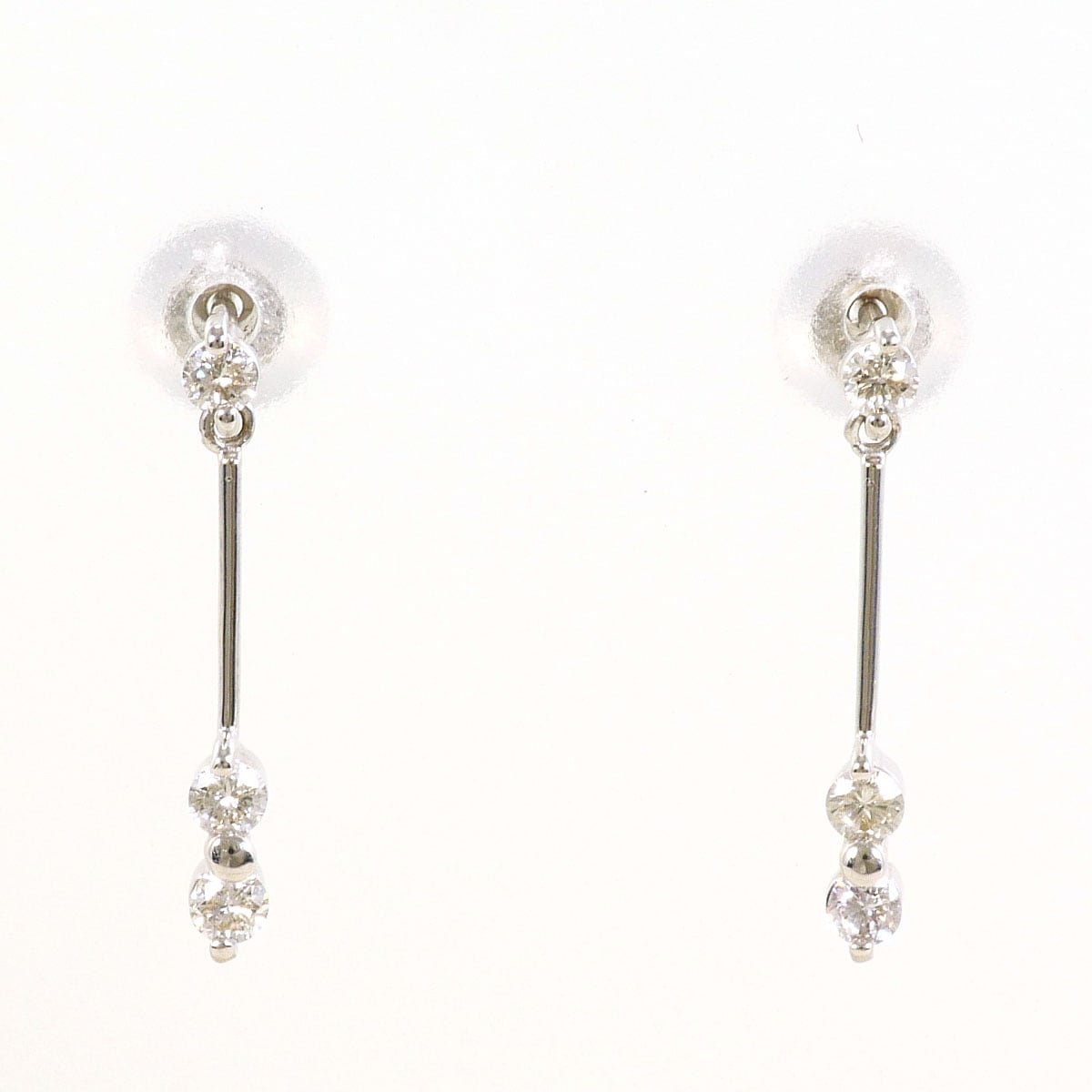 K18 18金 WG ホワイトゴールド ピアス ダイヤモンド 0.10ct 総重量約0.7g 中古