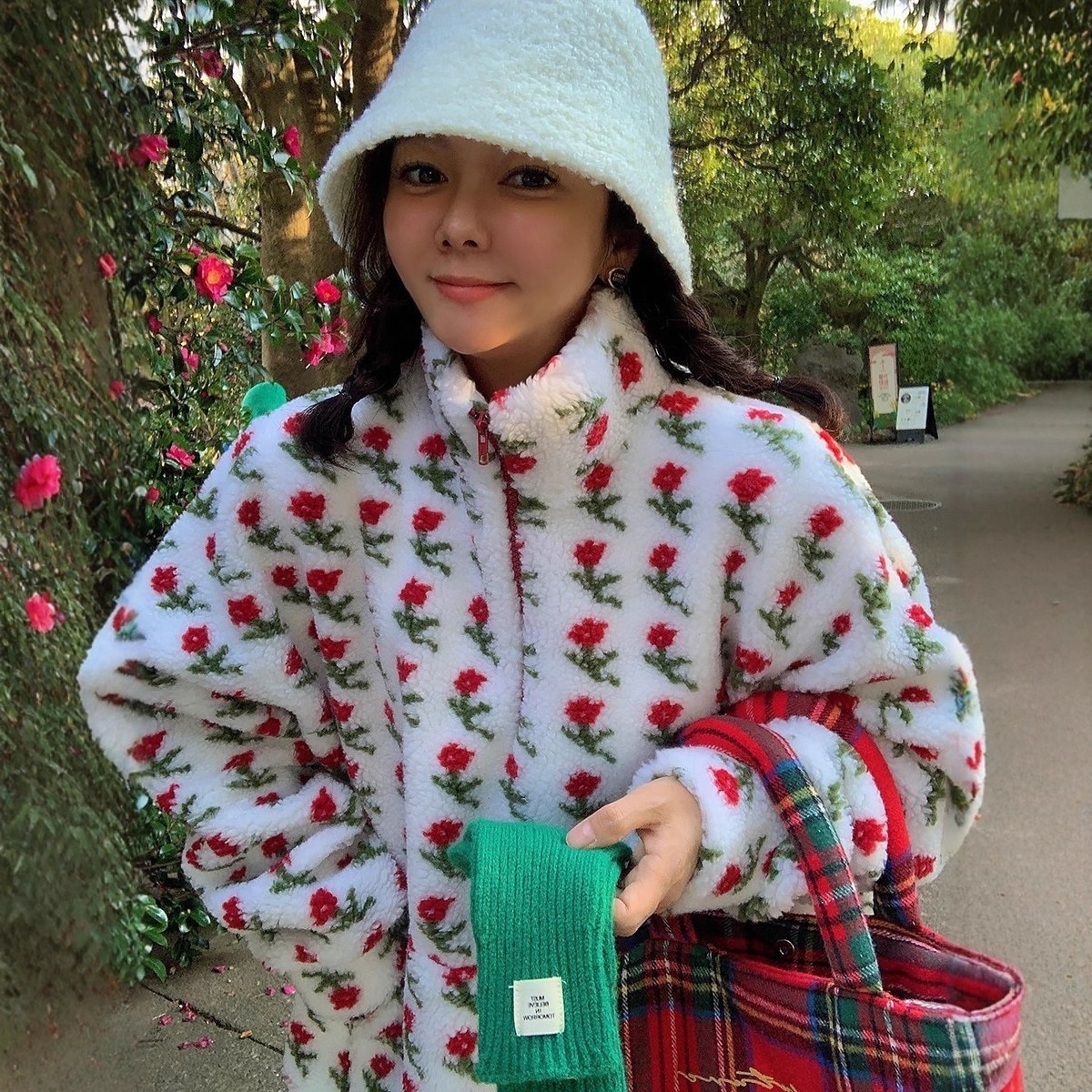 韓国 Chic 秋冬新作 小花柄 ファー 裏起毛 ルーズパーカー