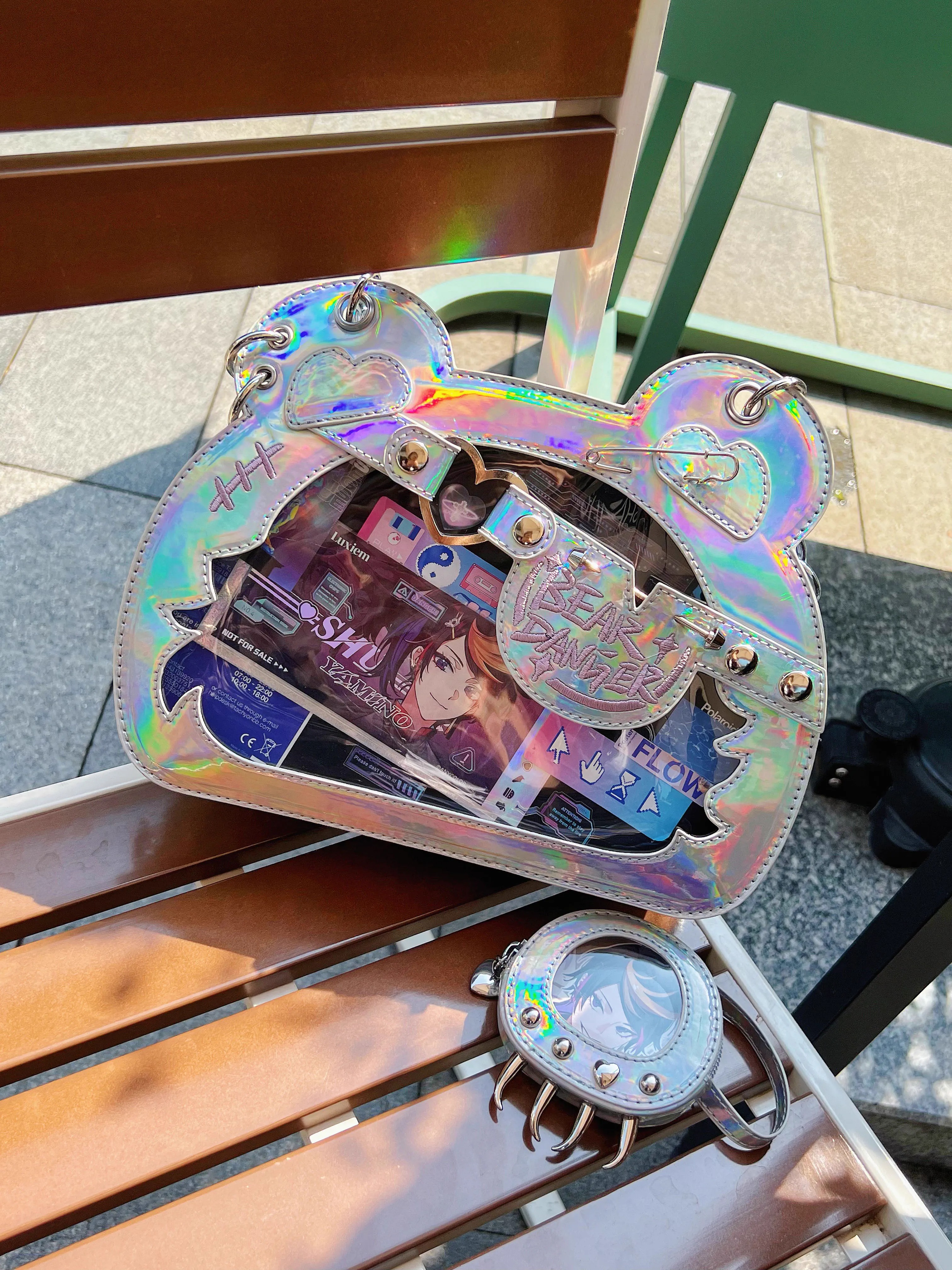 痛バッグ 痛バ 58mm 75mm缶バッジ痛バ レディース ショルダーバッグ 推し活 韓国風 人気 小熊柄 JK ポケットたくさん トートバッグ 斜めかけショルダーバッグ ハンドバッグ大容量