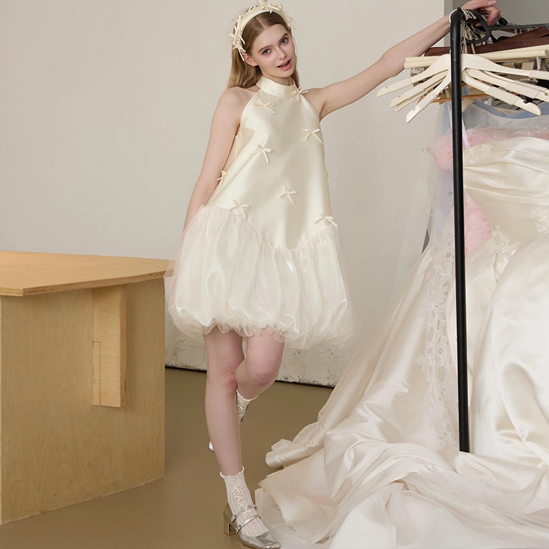 2025新作 結婚式ワンピース 演奏会 卒業式 発表会 ドレス ウェディングドレス 花嫁ロングドレス 成人式 ウエディングドレス 白 ウェディングドレス 白 ロング パーティードレス