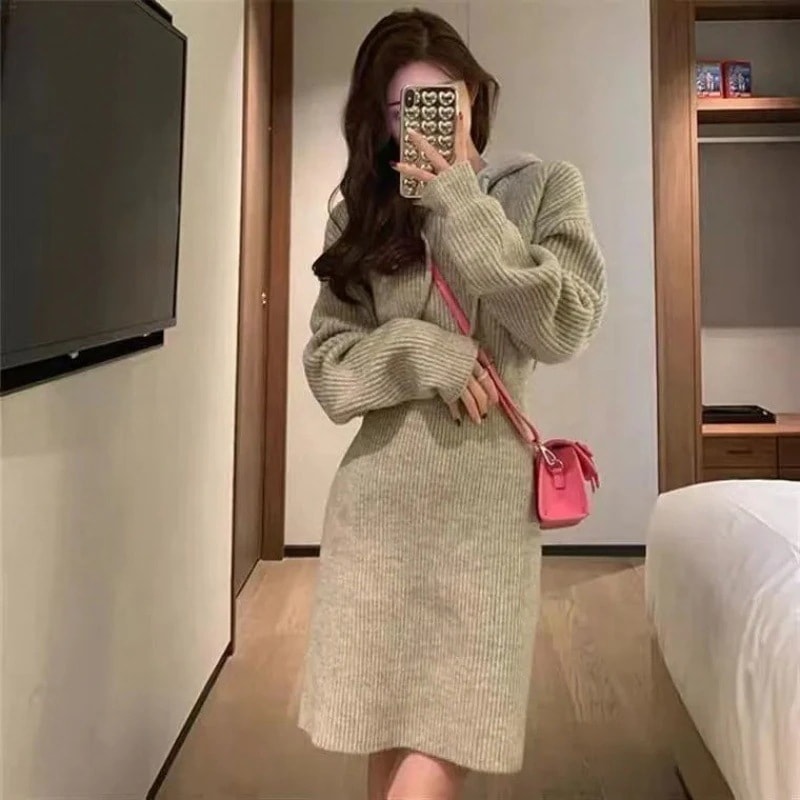 [急速出荷]気質ウエスト薄い小さなフード付きセーターニットジャンパーボトムドレス女性秋と冬フランスシニアセンス 冬ワンピース(最安値保証)