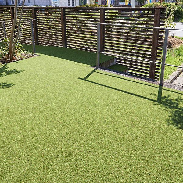 人工芝 芝生 リアル 天然芝風 ロール 幅 91cm 長さ 20m巻 厚み 1cm 日本製 屋外 庭 ベランダ 屋上 テラス 玄関 ゴルフ 練習場 学校 施設