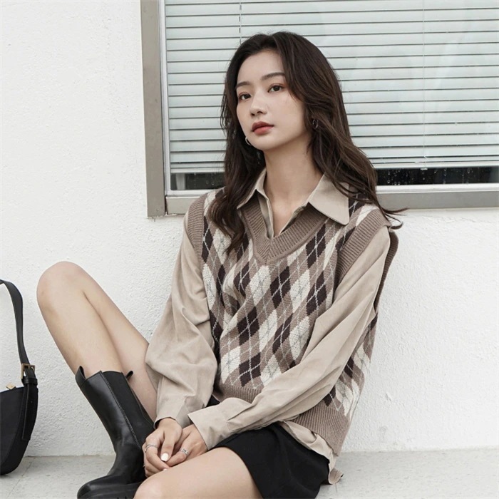 シャツとブラウスにはピッタリアーガイルチェックニットベストサマーベストレディース柄ニットベスト韓国