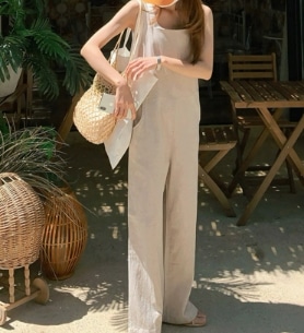 キャミソール リネン 重ね着 オールインワン サスペンダー ロング丈 袖なし スクエアネック スリム 細身 ストレート スマート ポケット 薄手 かわいい 大人可愛い シンプル 大人 おしゃれ