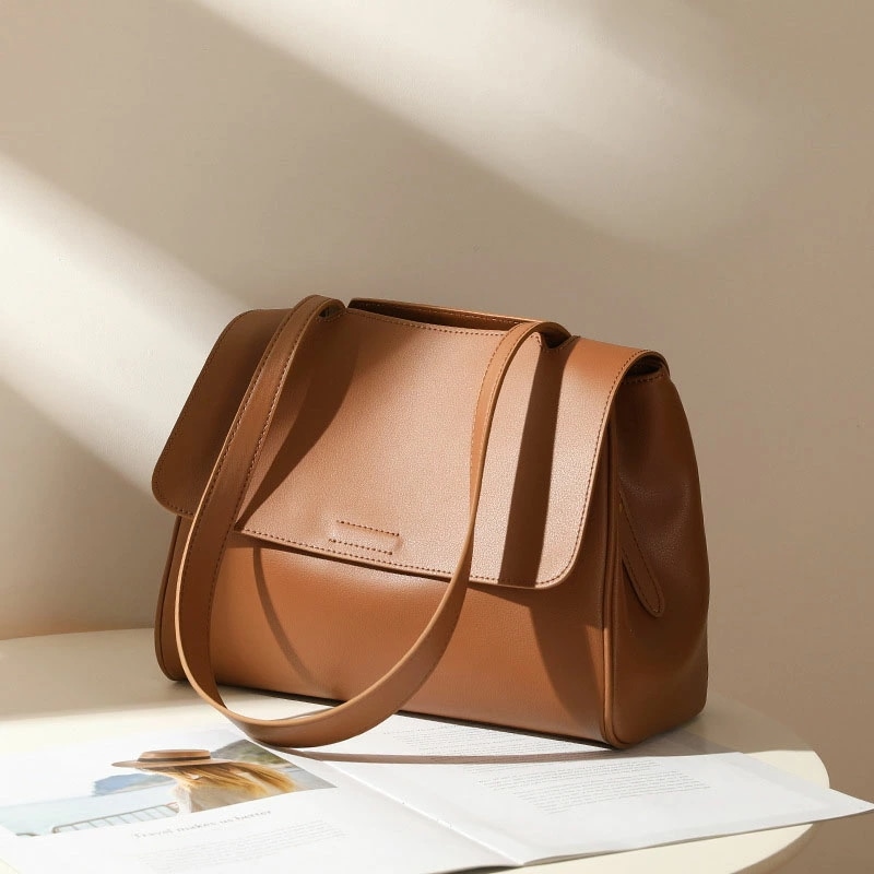 本革/3way/秋冬対応レディース ハンド&ショルダーバッグ 軽量 大容量 通勤・フォーマル・旅行対応 上品デザイン 母の日ギフト