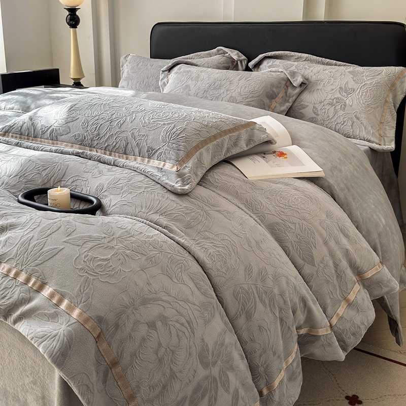 Thick Milk Velvet Four-piece Set Plus Velvet Quilt Cover Coral Velvet Quilt Cover Sheet Double-sid