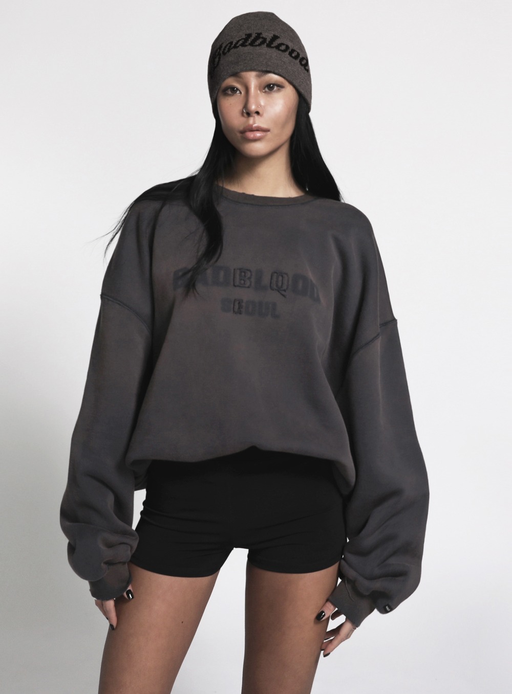 【BADBLOOD】 SUN FADED SWEATSHIRT : CHARCOAL BROWN