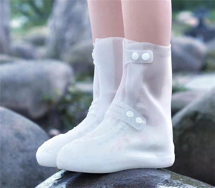 シリコンカバー 防水カバー 雨の日 クリア 耐摩耗性 滑り止め 韓国ファッション 1つ買うと10個無料コーデを格上げ