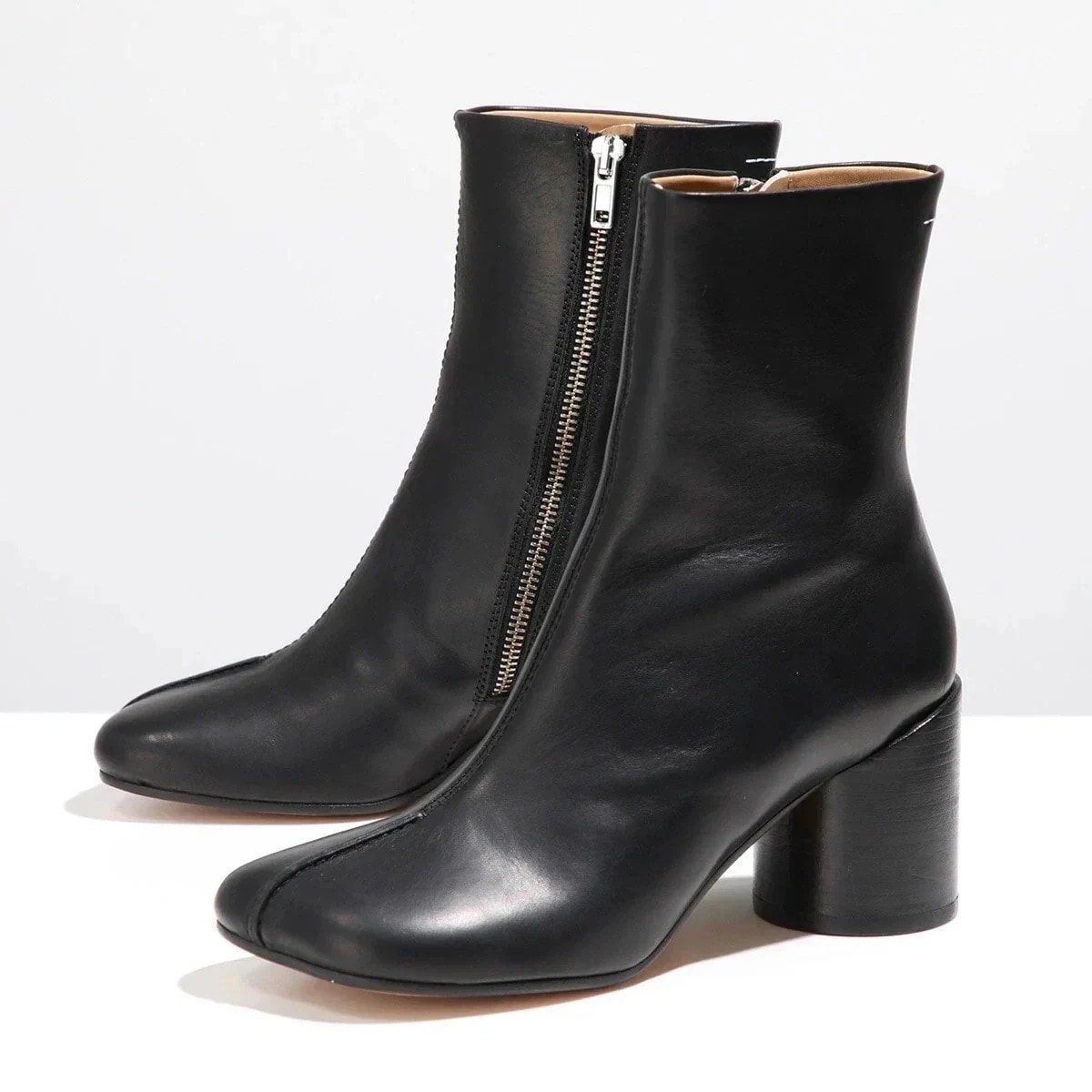 MM6 エムエムシックス メゾンマルジェラ アンクルブーツ Stitch-out S59WU0249 P5000 レディース ショートブーツ レザー シューズ