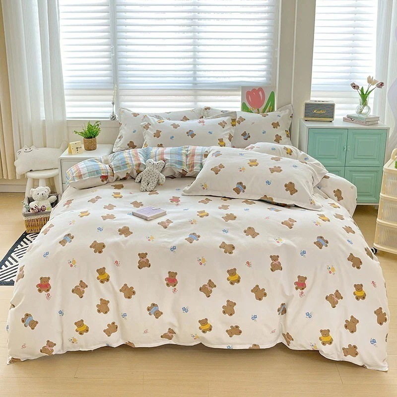 【急速出荷!】今の流行小さくて新鮮な漫画スタイルの肌に優しい起毛の学生寮シーツと掛け布団カバーの4点セット寝具3点セット