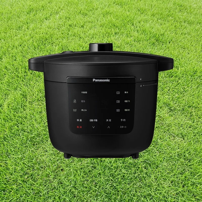 パナソニック 電気圧力鍋 3.9L 最大6人分 圧力/低温/無水/煮込/自動調理 レシピブック付 温度過昇防止・ふた開閉検知機能付き NF-PC400-K
