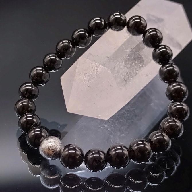 アルタイ隕石 プラチナカラー モリオン 8mm ブレスレット パワーストーン メテオライト