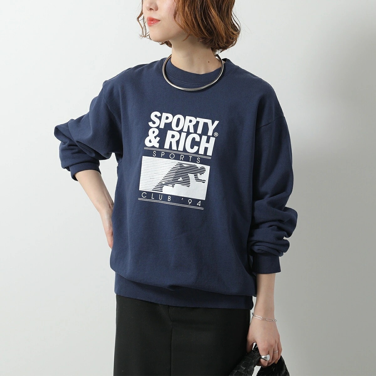 SPORTY＆RICH スポーティアンドリッチ トレーナー CR885 レディース スウェット 裏起毛 ロゴ クルーネック NAVYトレーナー