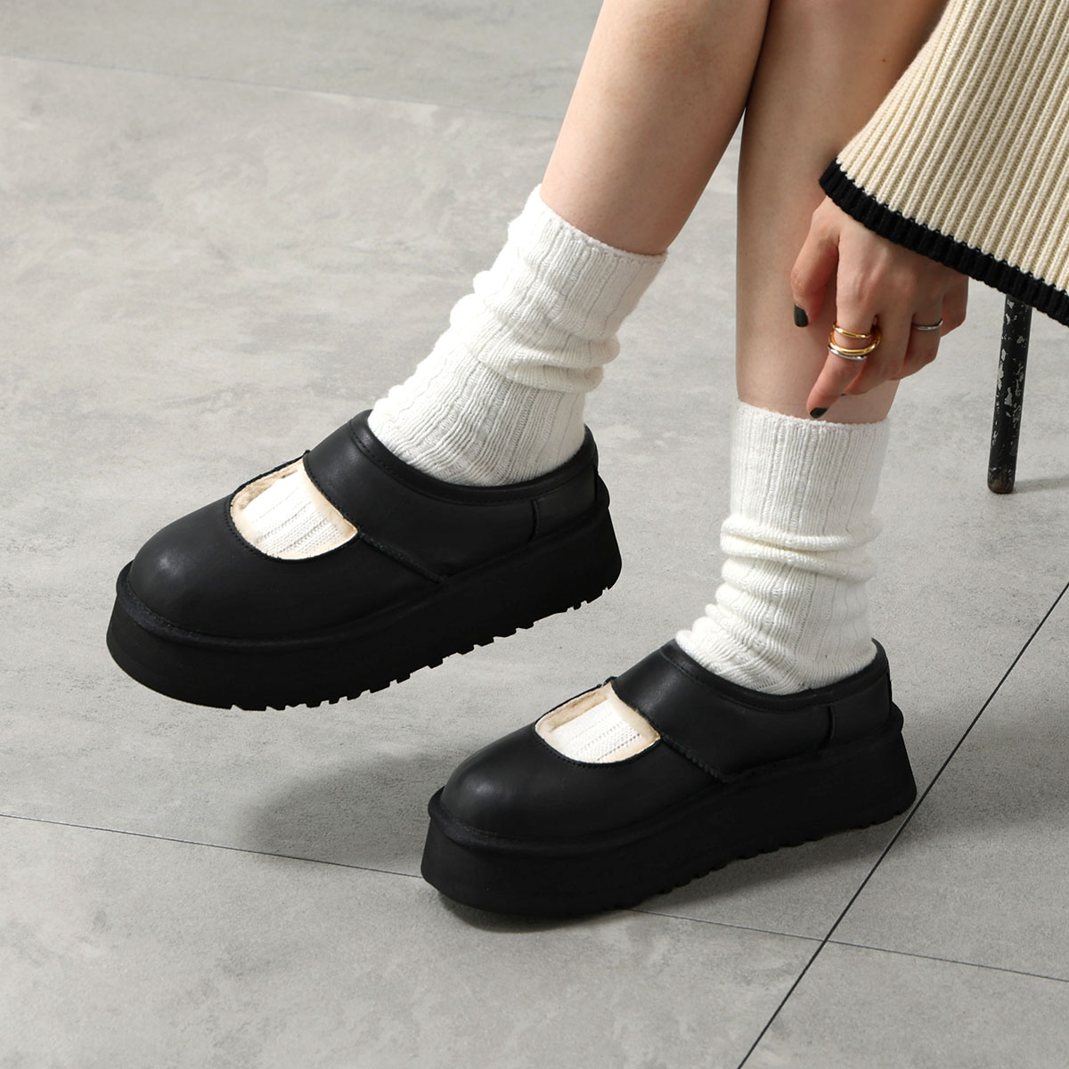 UGG アグ スリッポン BEA MARY JANE LTHR ビア メリージェーン 1172871 レディース レザー ムートン 軽量 厚底 靴 シューズ BLK