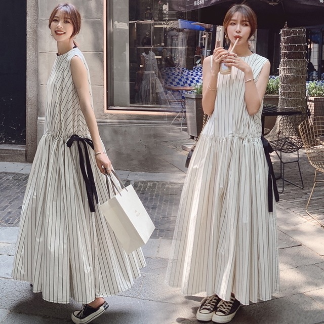 ロングワンピース 大きいサイズ ノースリーブ ワンピース ロング レディース マキシ丈 ストライプ シャーリング ウエストリボン ボタン 白