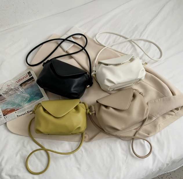 バッグ バック カバン かばん 鞄 レディースバッグ レディースバック ショルダーバッグ ショルダーバック 斜めがけバッグ ポシェット ボディバッグ 斜めがけ 肩がけ ショルダー ワンショルダー