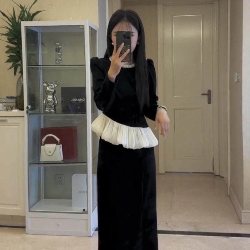 ハイエンドのカスタマイズ-2024秋プラスサイズヨーロピアンスタイルフレンチネックラインビーズスタッズ弾性ハイウエスト不規則なスリットスカートスーツ