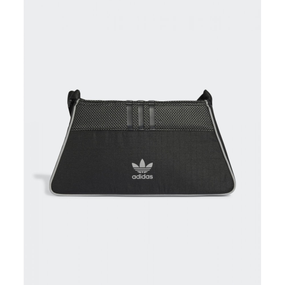 アディダスミニエアライナーバッグ-ブラック/IW8621