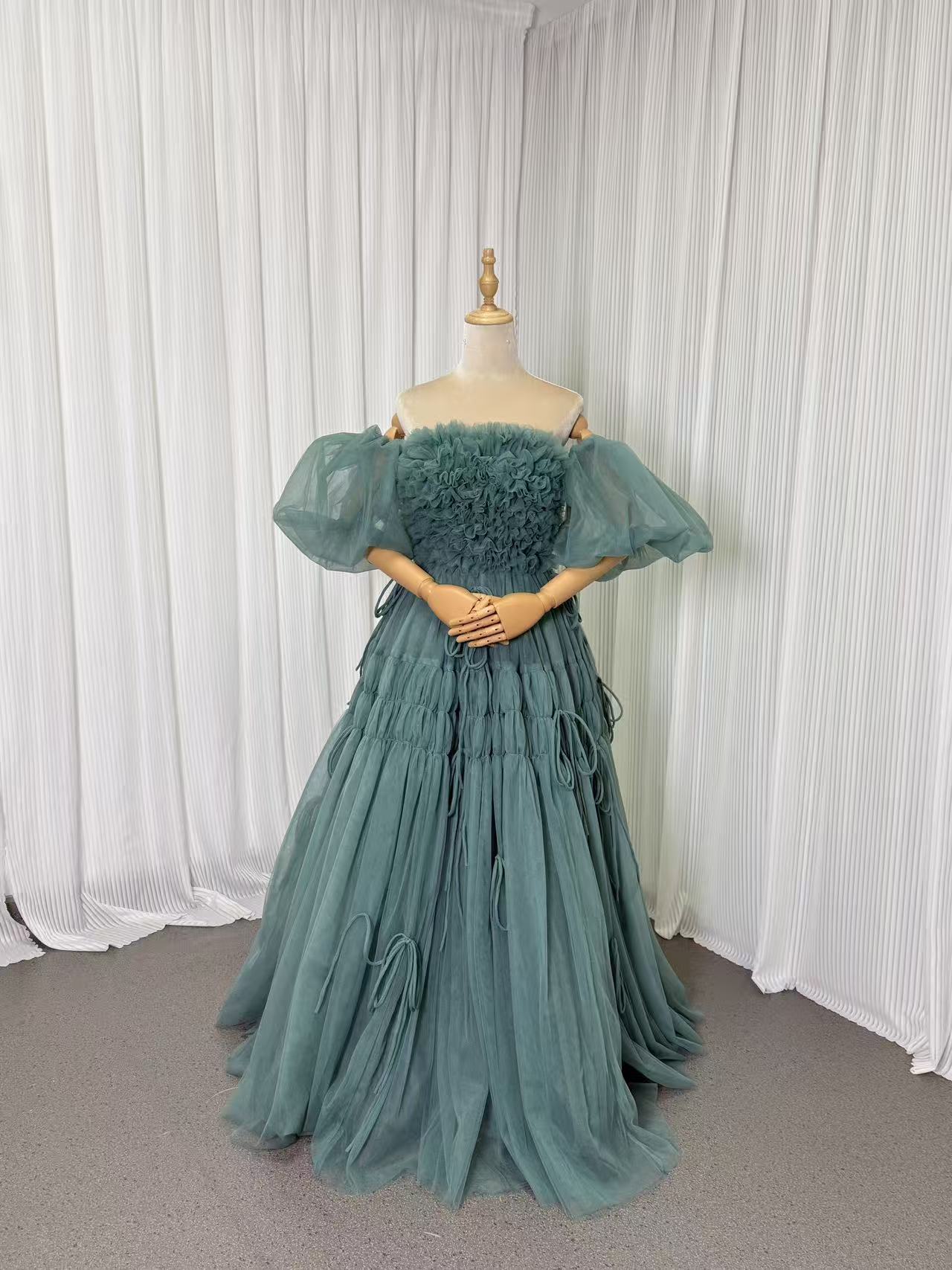 カラードレス リボン パフスリーブ 編み上げ ミントグリーンドレス 柔らかく重ねたチュールスカート 花嫁 前撮り