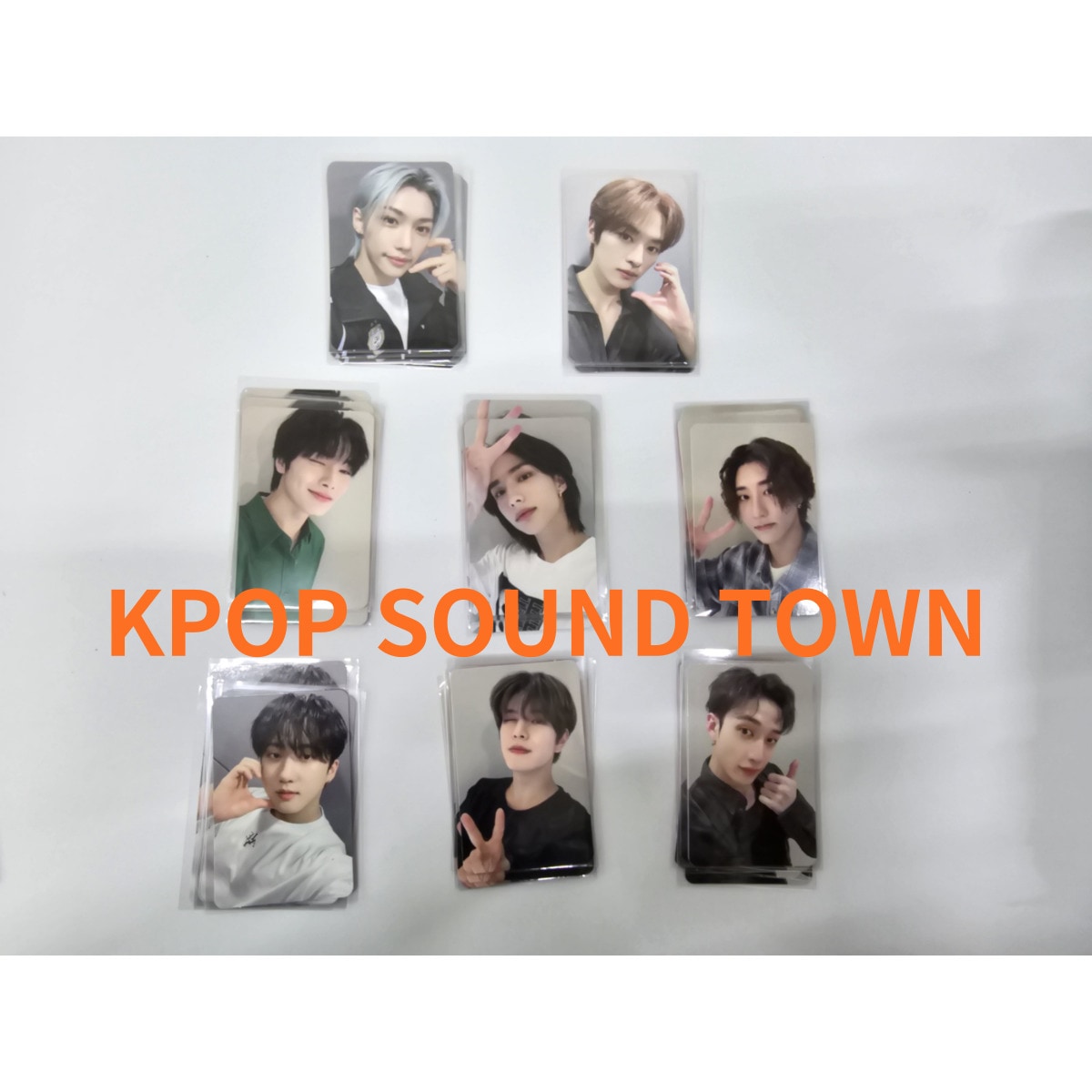 (only photocard 8set!!) Stray Kids 樂-STAR [WITHMUU 特典!]