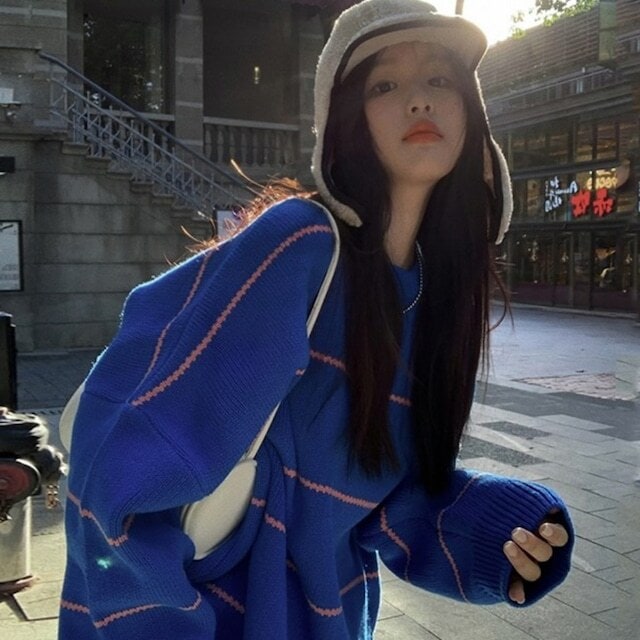 ニット 青 セーター レディース プルオーバー クルーネック ドロップショルダー 袖長め ゆるめ