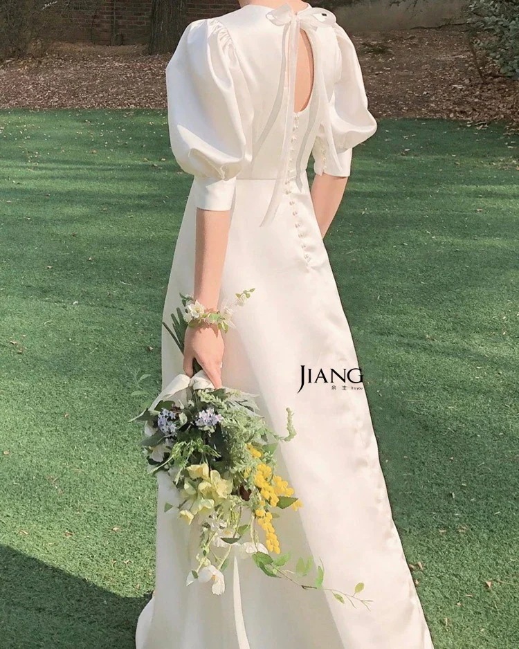 2024春新作 ウェディングドレス 花嫁 二次会 ウエディングドレス 結婚式 ロングドレス サテン 半袖 白 旅行 ウェディングドレス30%制限 5,936円