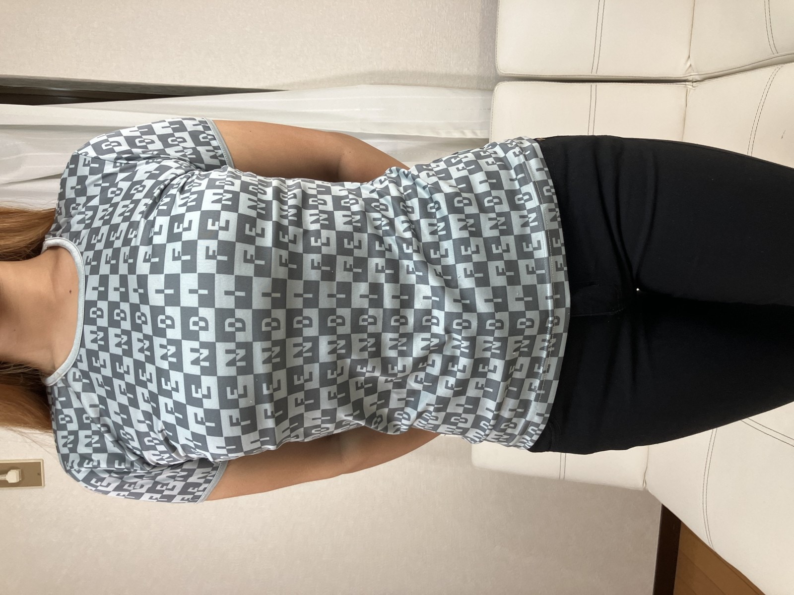 ロゴ総柄 半袖 カットソー Tシャツ サイズ44 グレー ストレッチ トップス レディース ブランド アパレル