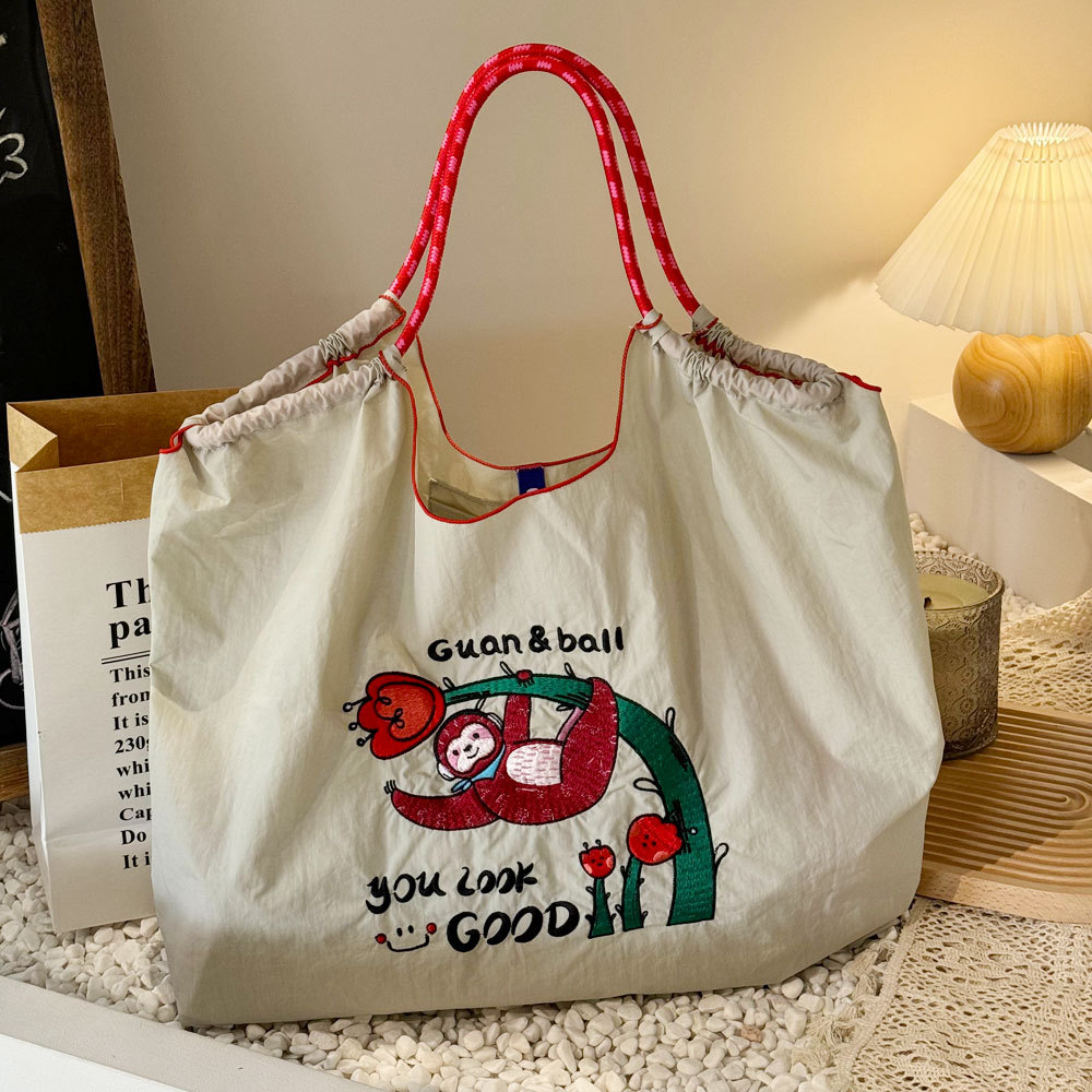 【1点ご購入 で10点プレゼントいたします】環境保護バッグ 精巧な刺繍 ニylonショッピングバッグ ハンドバッグ レディース ワンショルダーバッグ 194,968円