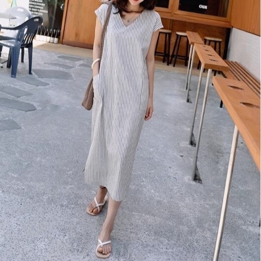 レディース ワンピース 膝下 ミモレ ロング フレンチスリーブ Vネック 襟なし ノーカラー スリット サイドスリット ポケット 大人可愛い シンプル カジュアル 上品 おしゃれ こなれ感 抜け感 6,199円