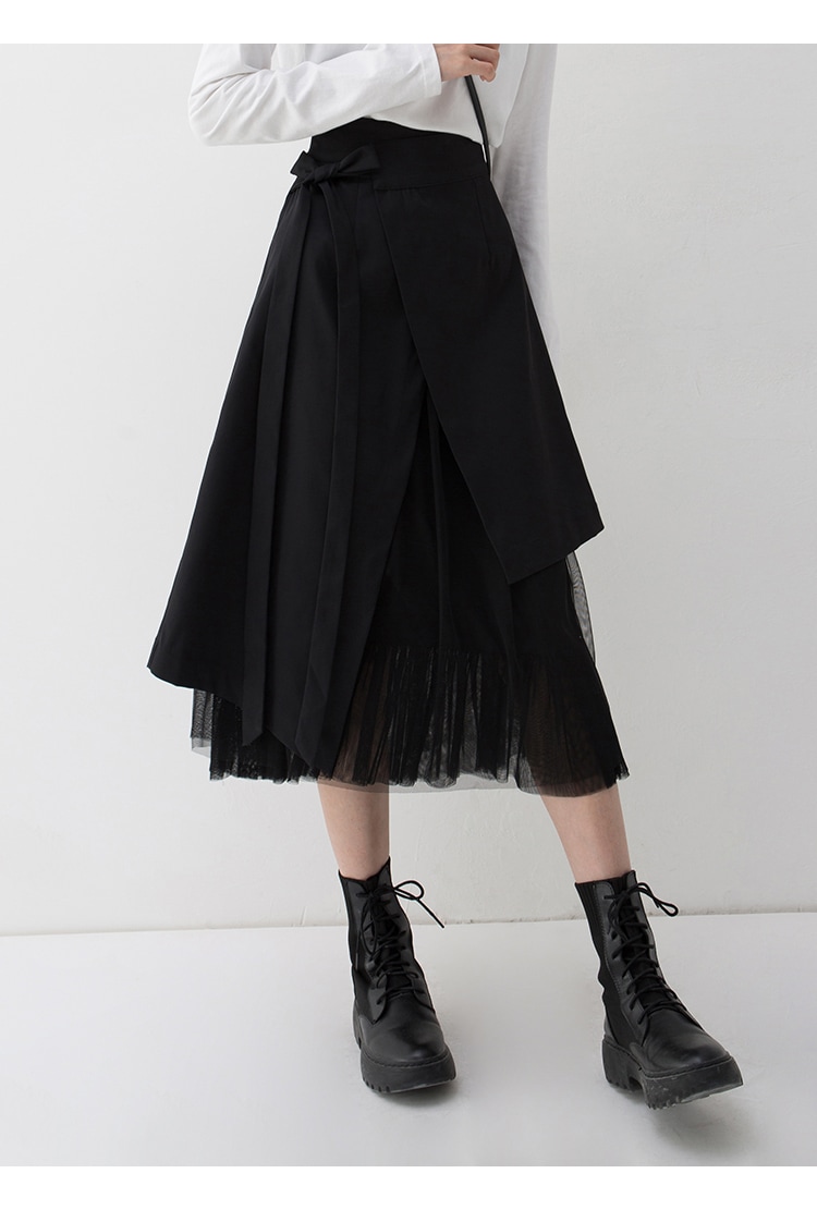 スカート チュールスカート 膝下 ワイド アシンメトリー 切り替えデザイン チュール リボン ウエストリボン 切り替えデザイン ポリエステル 異素材MIX おしゃれ お洒落 かっこいい 個性的 9,767円
