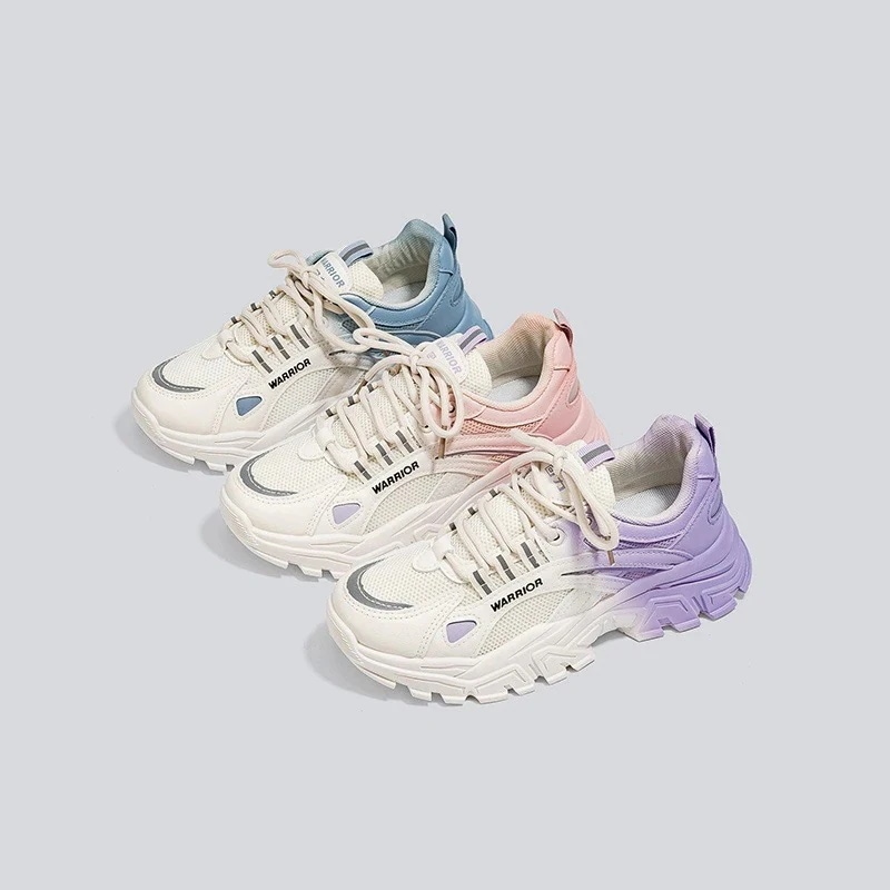 2024ブランド新作厚底スニーカーレディースアウトドアカジュアルフラットシューズ韓国ファッションスポーツ軽量通気性ハイヒール滑り止めケーキ靴可愛いグラデーション