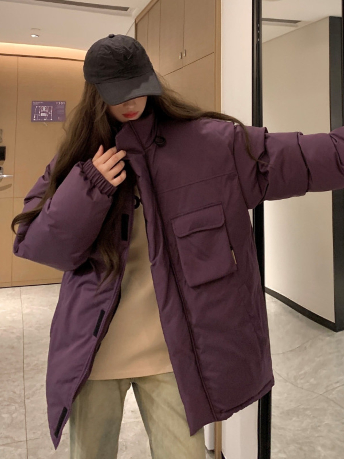 2023 年冬の男性と女性のためのヒップホップ ダウン コットン ジャケット新しい紫冬ジャケットトレンディな作業服綿服