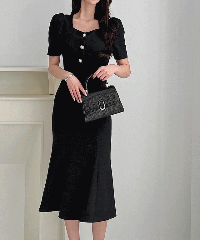 スクエアネック パフ マーメイド スリムフィット 半袖 ロングワンピース 結婚式 お呼ばれスタイル デートルック 両家の顔合わせルック ブライダルシャワー セルフウェディング 1歳の誕生日祝い