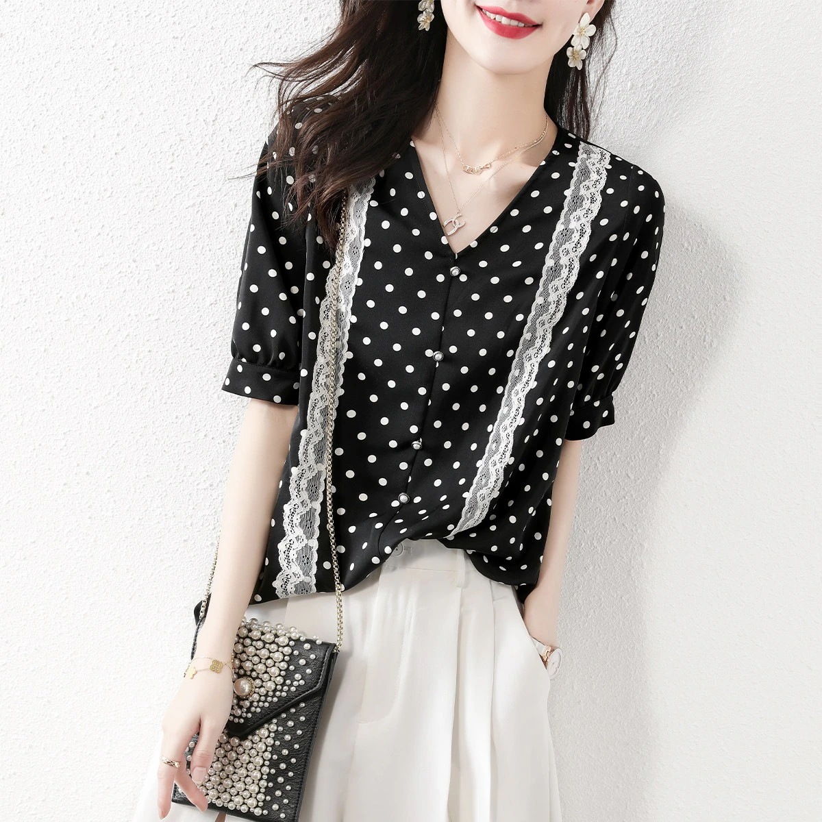 2025新作 おしゃれ Vネック 水玉模様 着痩せ カジュアル 半袖 Tシャツ トップス アウター 夏 夏服 ノースリーブ ロンt Tシャツカットソー