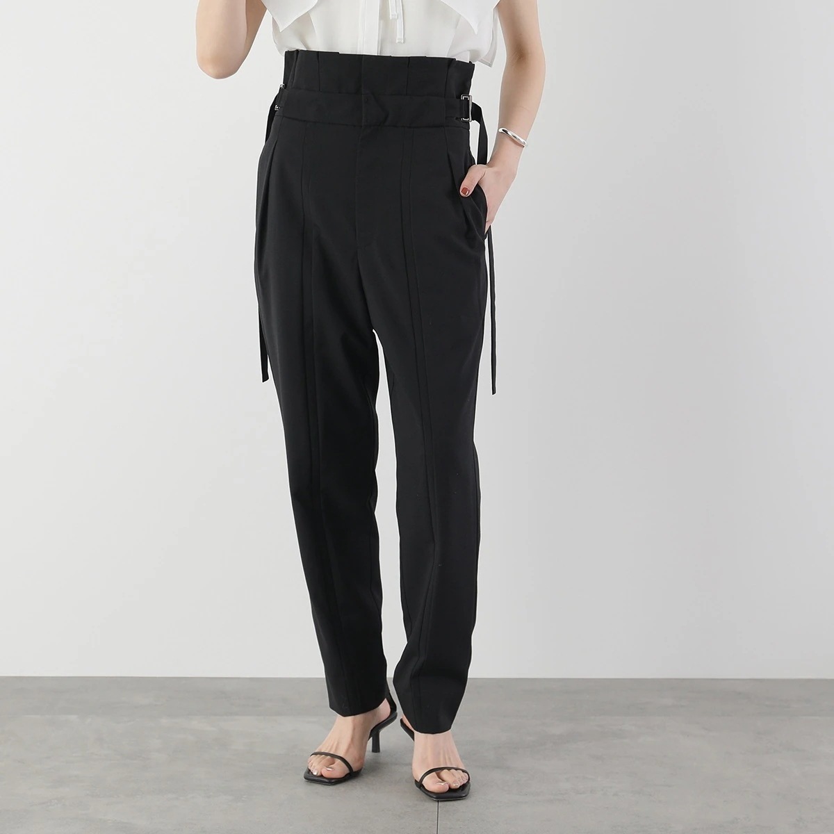 IORE イオレ スラックス FOLD PANTS フォールド IOR24AW-PT-001 レディース ハイウェスト プリーツ ベルト BLACK 【mega】
