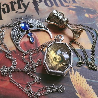 Qoo10] ハリーポッター 蛇ホークラックス ネック