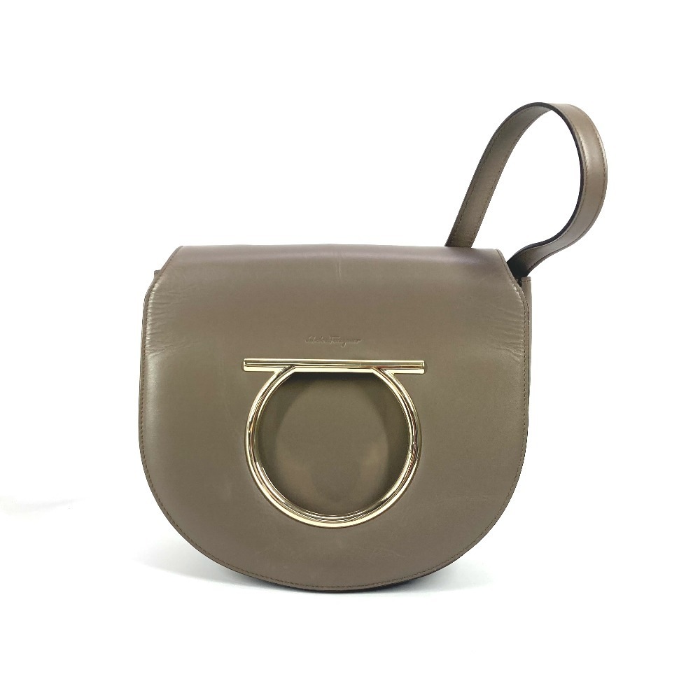 ショルダーバッグ デカ ガンチーニ ロゴ 2WAYバッグ クラッチバッグ カバン 斜め掛け フラップ ポシェット チェーンバッグ レザー グレージュ系 29,304円