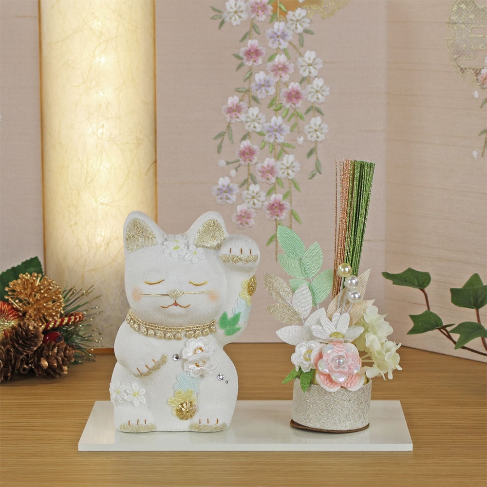 猫 置物 開運 縁起物 (奏 淡色 花飾り 招き猫 R6-17-40-895)招き猫の置物 白猫 しろねこ おしゃれ まねきねこ