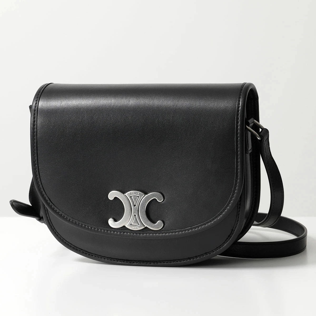 CELINE セリーヌ ショルダーバッグ Medium Besace ミディアム ブザス 114453FH1.38SI レディース Triomphe トリオンフ レザー 鞄 Black