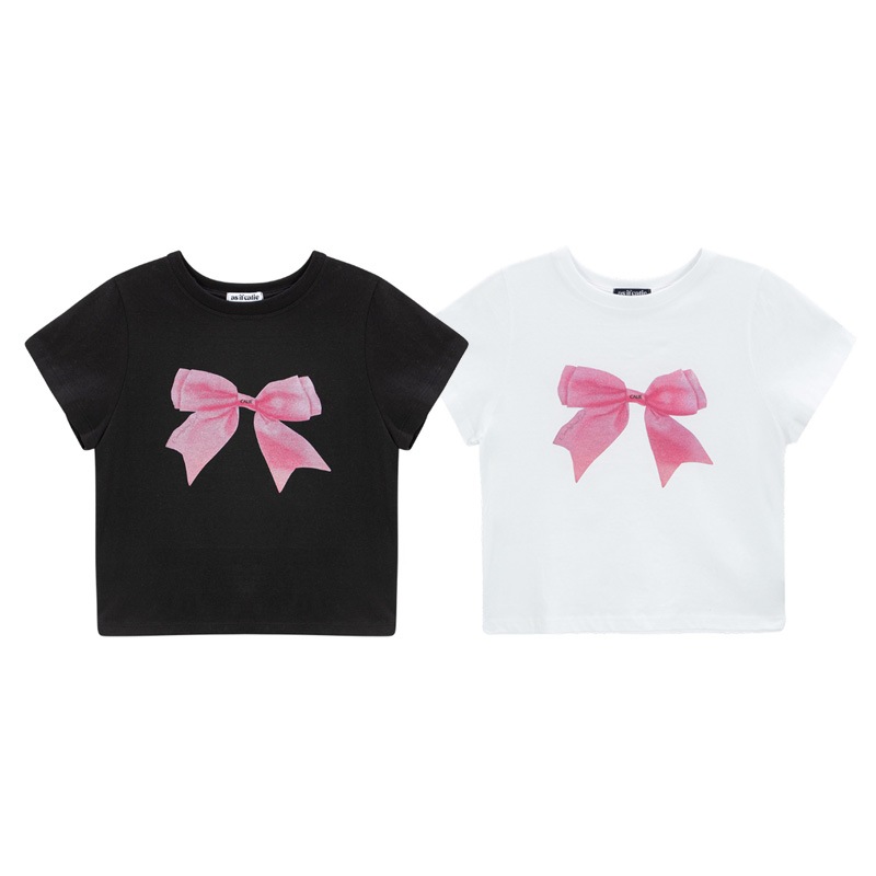 [IVE レイ 着用] BIG RIBBON T-SHIRT 2color 韓国 アイドル 半袖 Tシャツ レディース クロップド丈 トップス かわいい