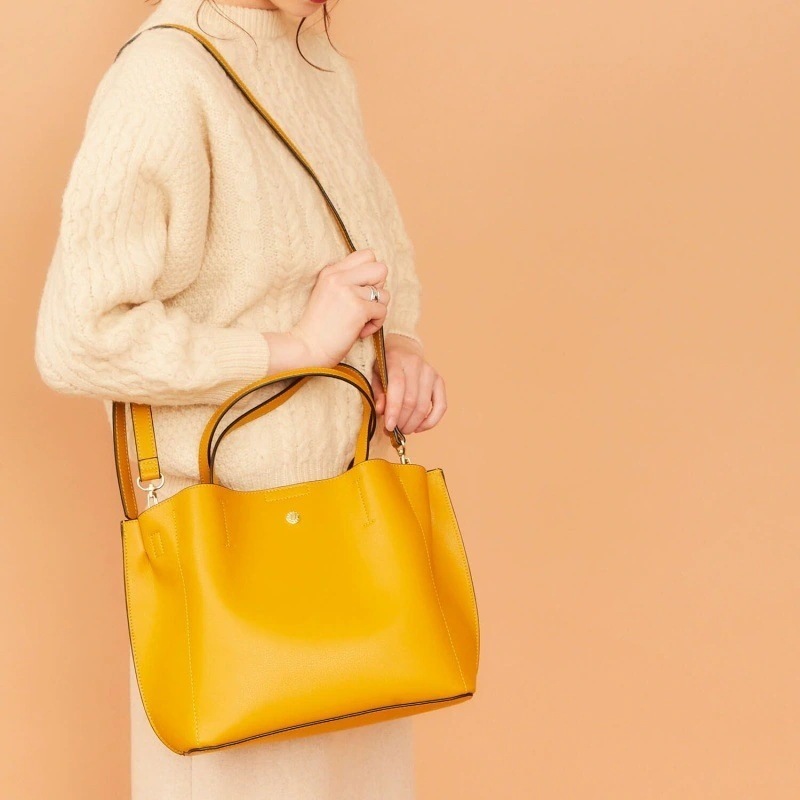 バッグショルダーバッグ韓国ファッション トートバッグ キャリーバッグ 斜め掛けバッグ トート レディース 女性に大人気 軽量 大人気レディーストートバッグ 韓国風トートバッグ 使いやすい 5,335円