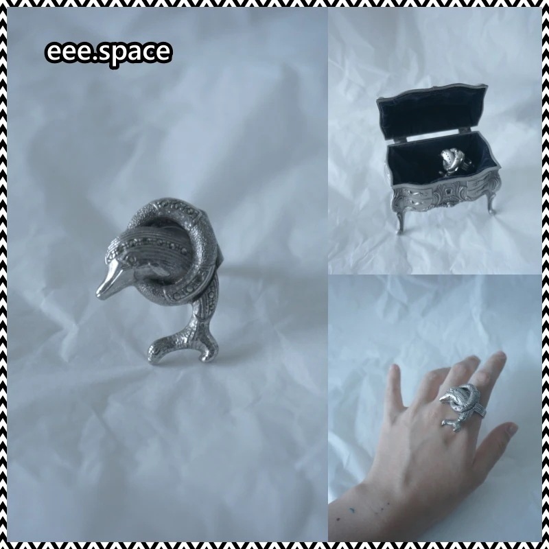 eee.space dolphin watch ring