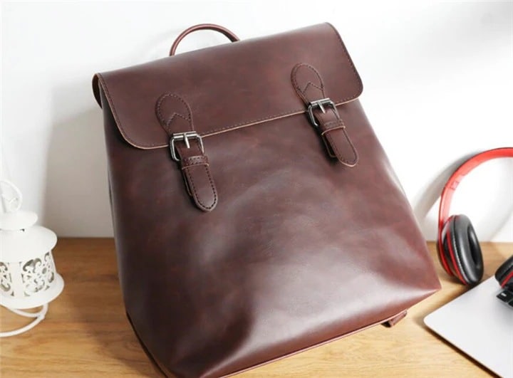 使い心地 ファッション メンズ ユース メンズバッグ ファッション バックパック 個性 フリップ リュックサック カジュアル 大容量 ストリートスタイル コンピューターバッグ