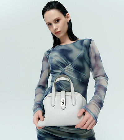 【美品】COACH ワッペン レザー 切替 デニムジャケット M 美品】COACH ワッペン レザー 切替 デニムジャケット M 【公式通販】