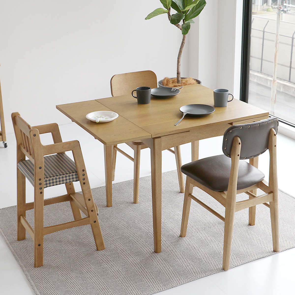 ダイニングテーブル 伸縮式 幅75cm・100cm・125cm ソフトヴィンテージ Rasic 拡張 伸長 テーブル 食卓 2人掛け 4人掛け カフェテーブル コンパクト 天然木 木製