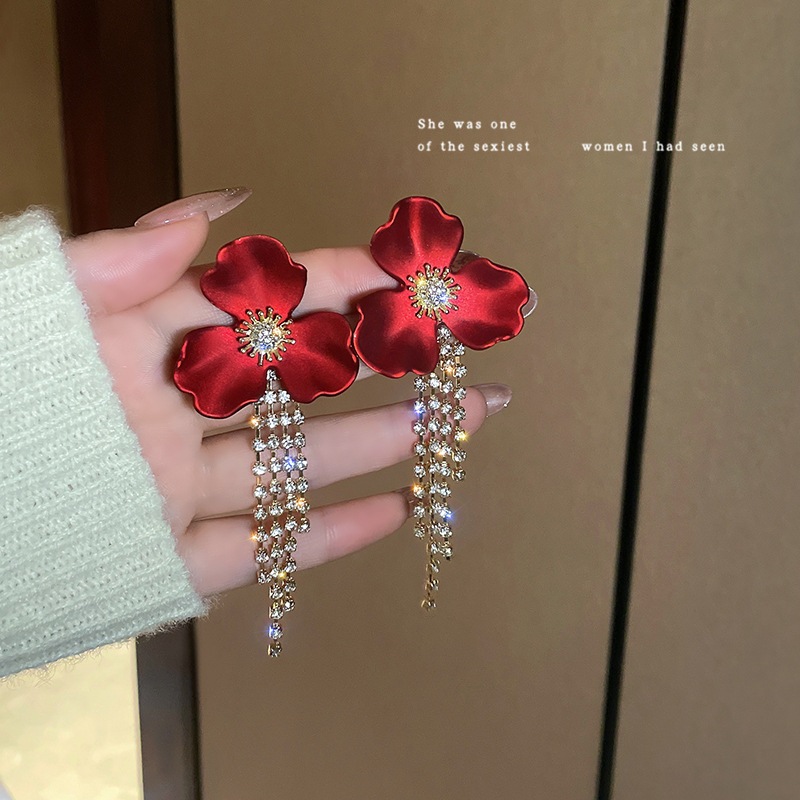 88%OFF 【信頼】 ファッション赤い花のタッセルロングイヤリング韓国のイヤリング気質シンプルなピアス