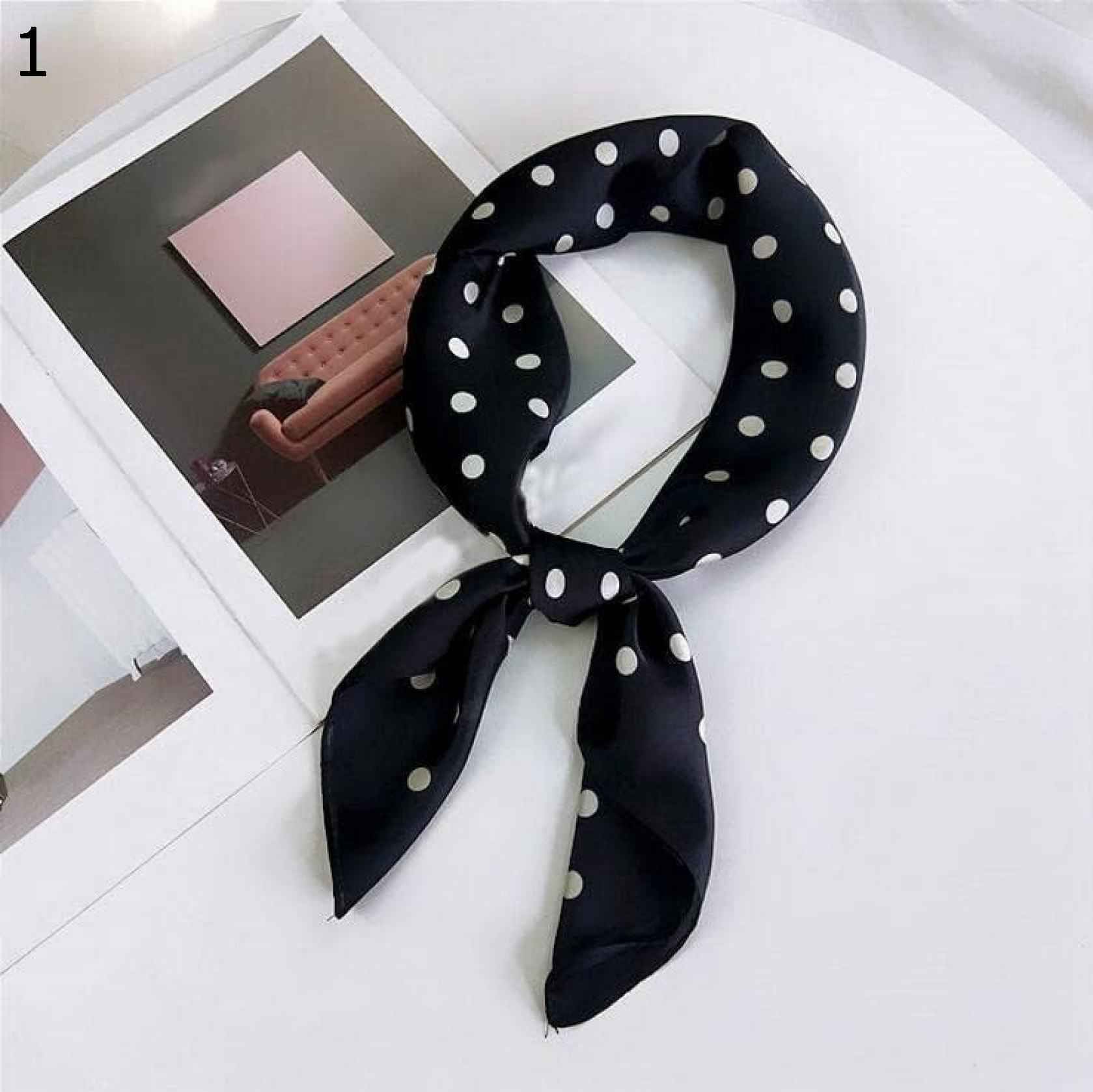 【20%OFFクーポン～】女性ポリエステル スカーフドット プリント サテン小さな正方形ラップ スカーフ多機能レトロ ショール スカーフ (Color : Black Size : 70x70c 5,551円