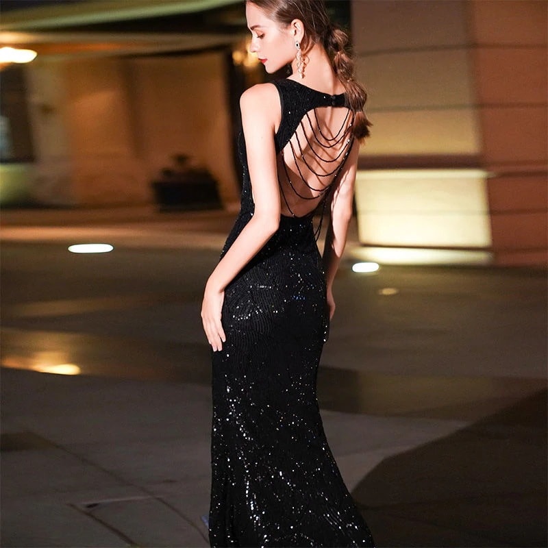 2025 バンケットイブニングドレスフェミニンブラックロングセクシーテールホスト