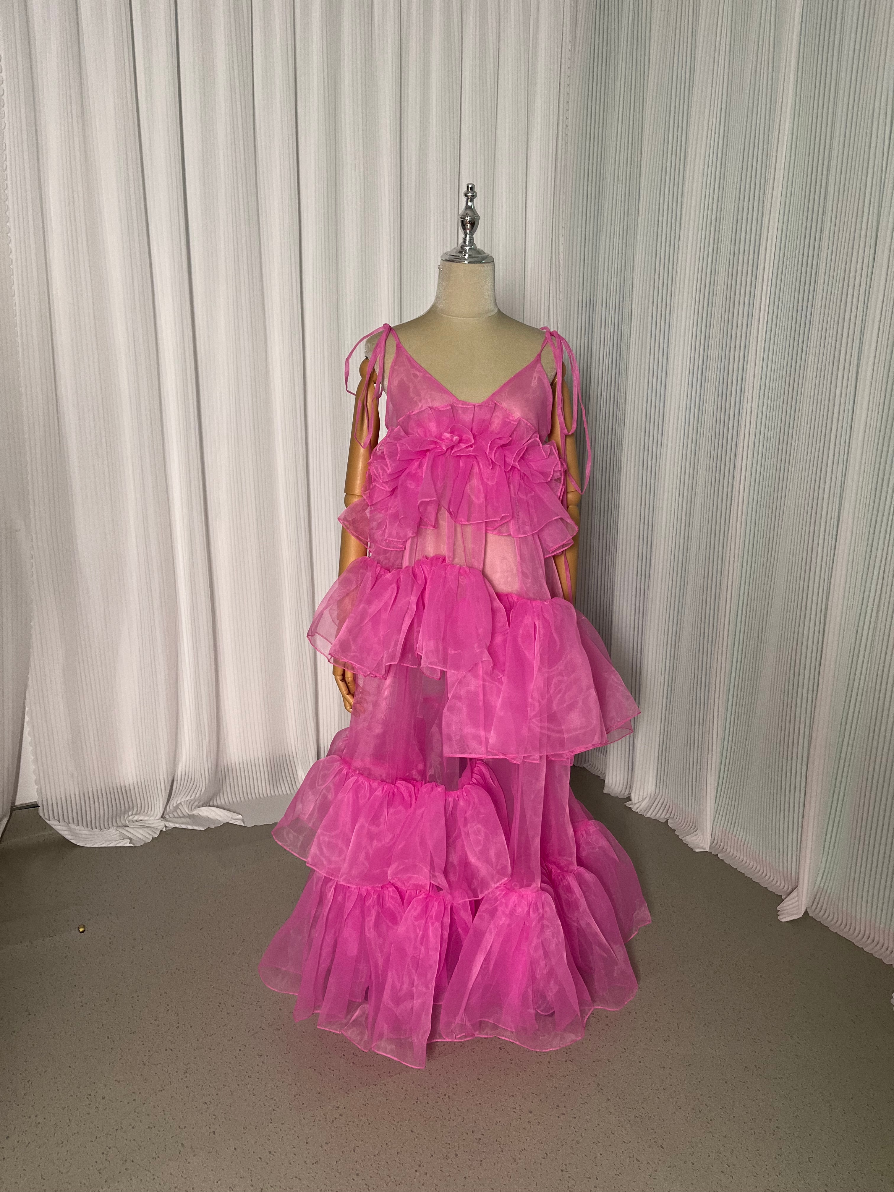 カラードレス ビビッドピンク 上質オーガンジー ミニドレス 可愛い デザイン感 光沢サテン 前撮り 演奏会